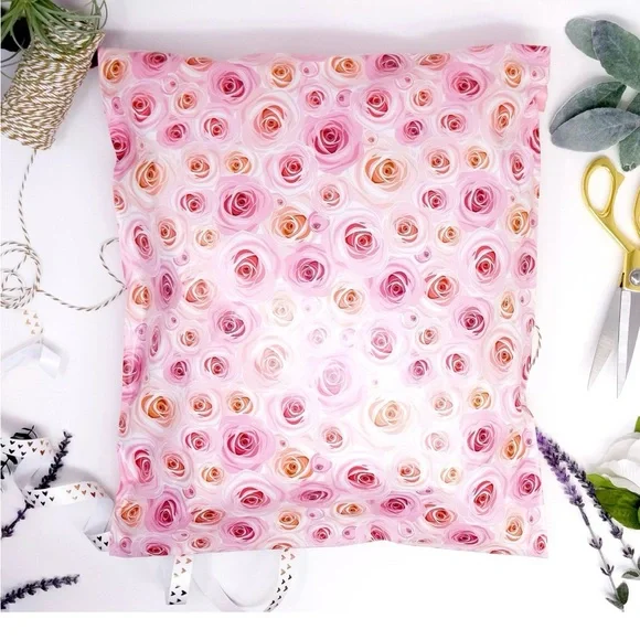 Pink Roses 20 Poly Mailers 14x17 *Buy Now Price* - Picture 1 of 1